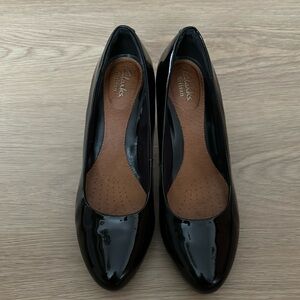 Clarks patent leather heels